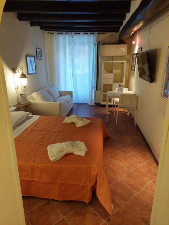 Casa Vacanze Campo De' Fiori Ρώμη Εξωτερικό φωτογραφία
